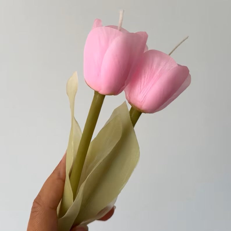 Handmade Beeswax tulip candle: unique floral gift