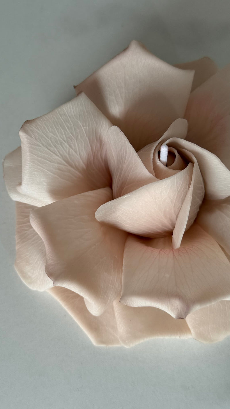 Realistic french rose candle, beeswax candle, flower candle, gift candle, unique gift, wedding gift, birthday gift, wedding Decor