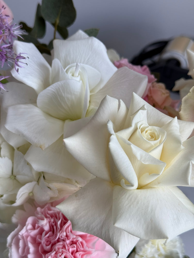 Realistic french rose candle, beeswax candle, flower candle, gift candle, unique gift, wedding gift, birthday gift, wedding Decor