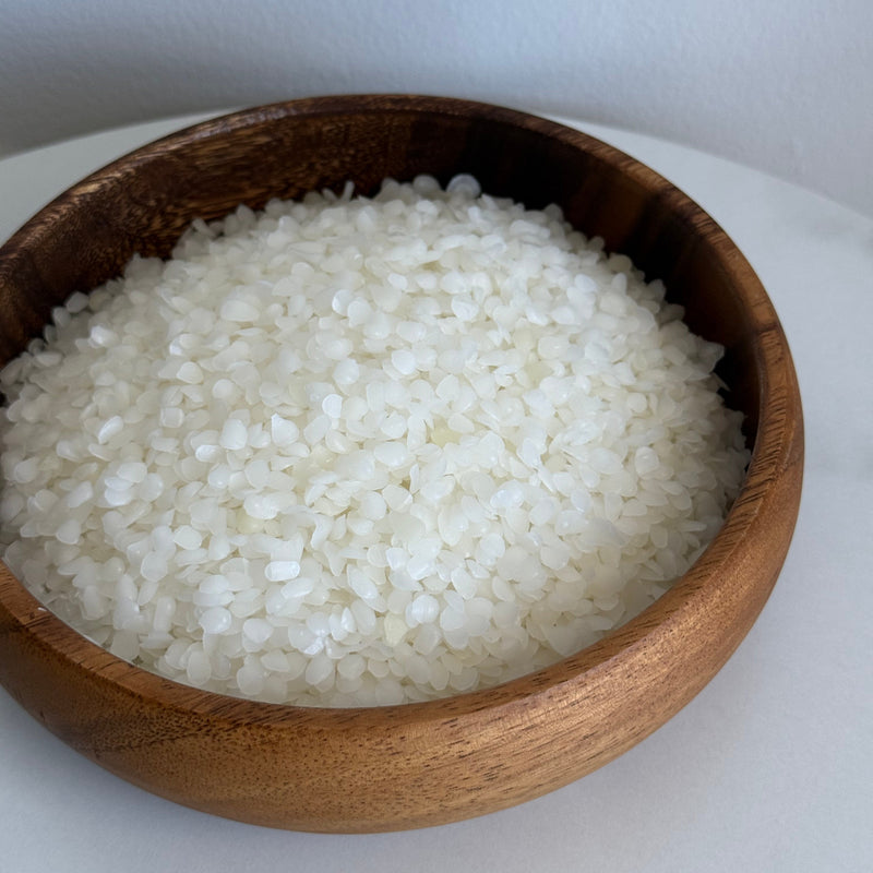Pure white beeswax pellets - 100% natural (for making flower candles) 1 kg. 500kg. 200kg / 2.2 lb, 1.1lb, 0.44lb