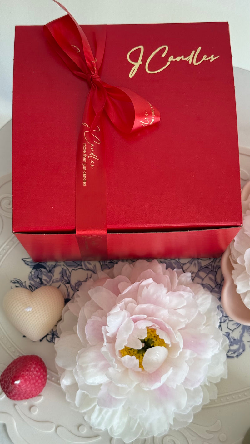 Rose flower candle - gift set for her: bridesmaid gift candle, bride candle gift, birthday gift, wedding, luxury mother day gift