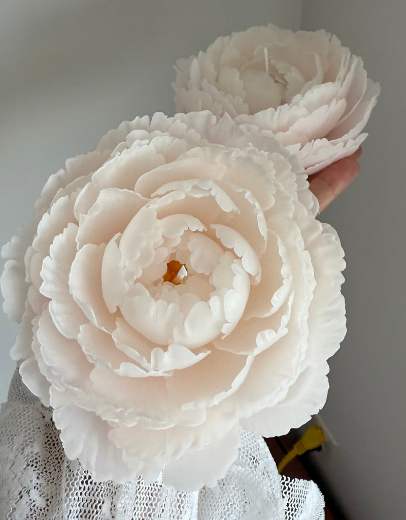 Artisan peony | flower candle