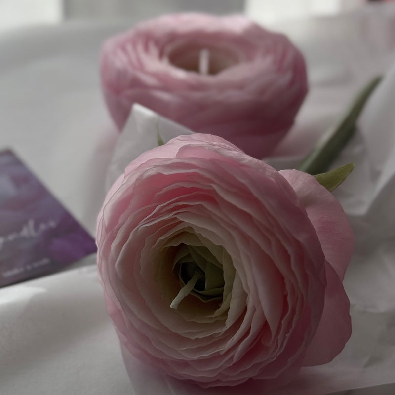 Gift set of 2 realistic ranunculus candles, candle gift, birthday gift