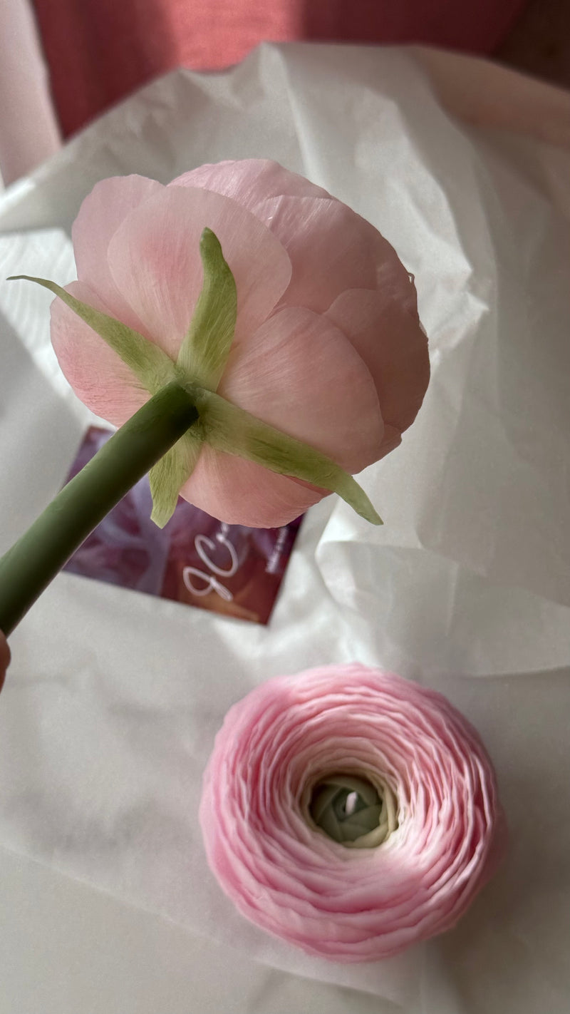 Gift set of 2 realistic ranunculus candles, candle gift, birthday gift