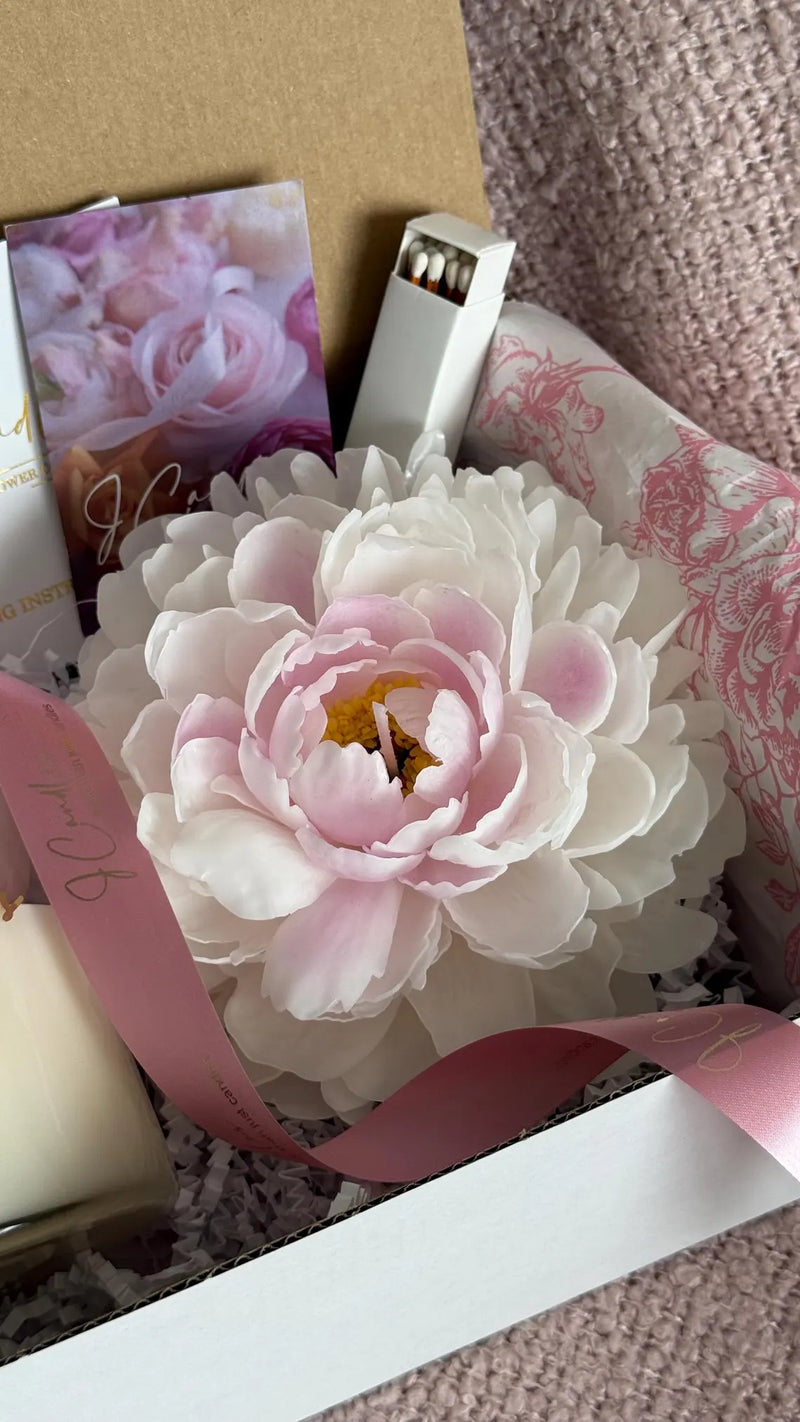 Peony Candle Gift Set | Handmade Beeswax Flower, Soy Candle, Luxury Mother Day Gift