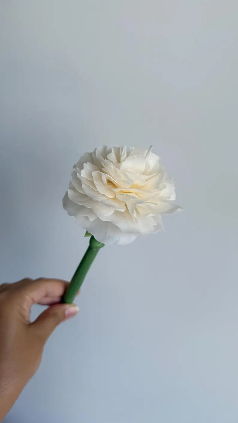 Handmade beeswax rose candle: unique flower gift for her / home decor
