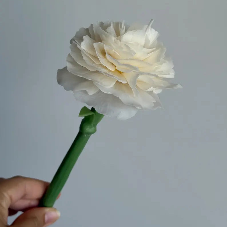 Handmade beeswax rose candle: unique flower gift for her / home decor