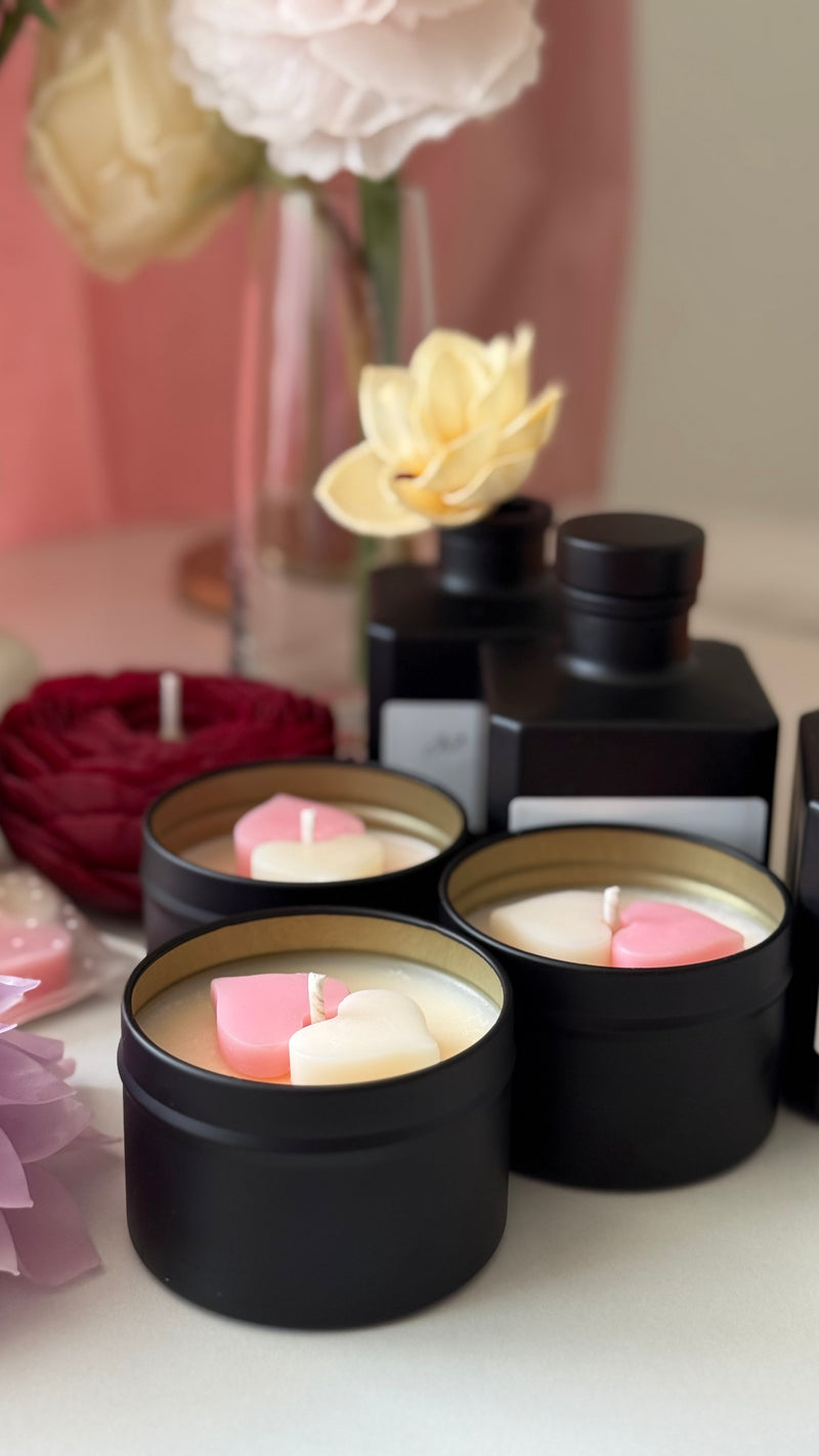 Luxury scented candle in matte black jar – heart wax topper