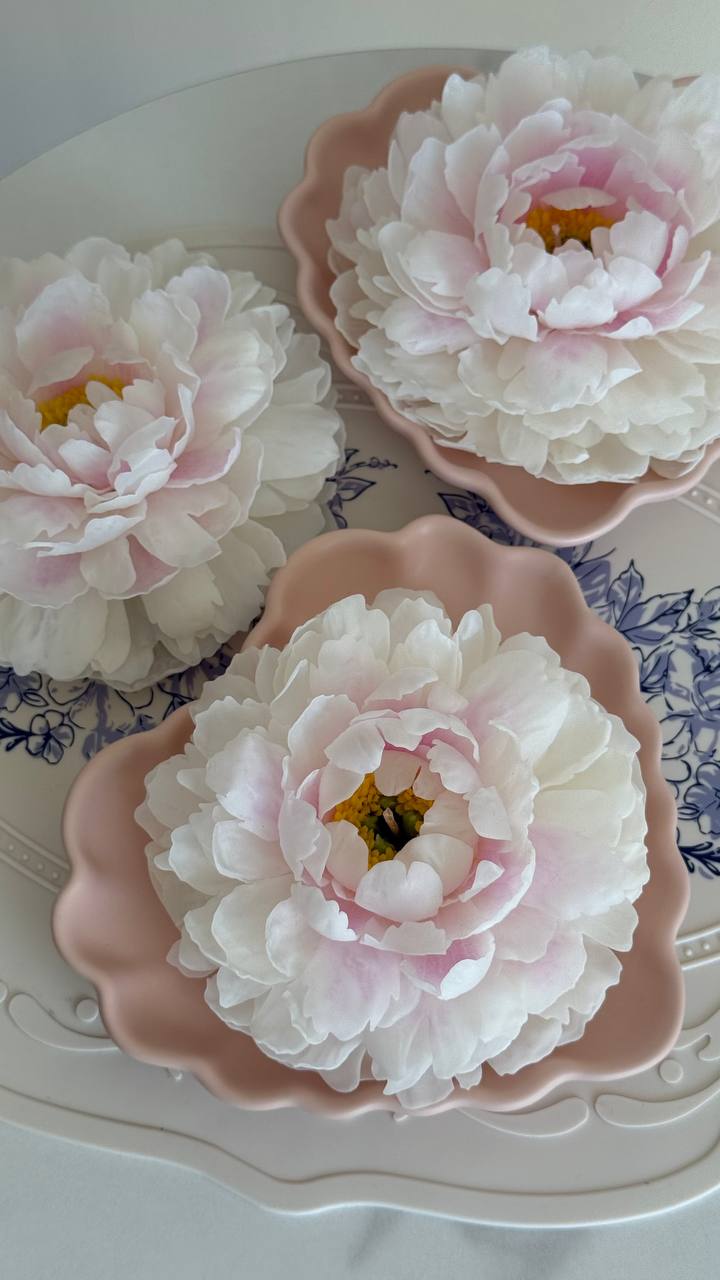 Beeswax flower candle gift set: handmade peony and ranunculus  Christmas gift